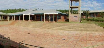 Gestionan 40 millones de pesos para m�s escuelas en Misiones