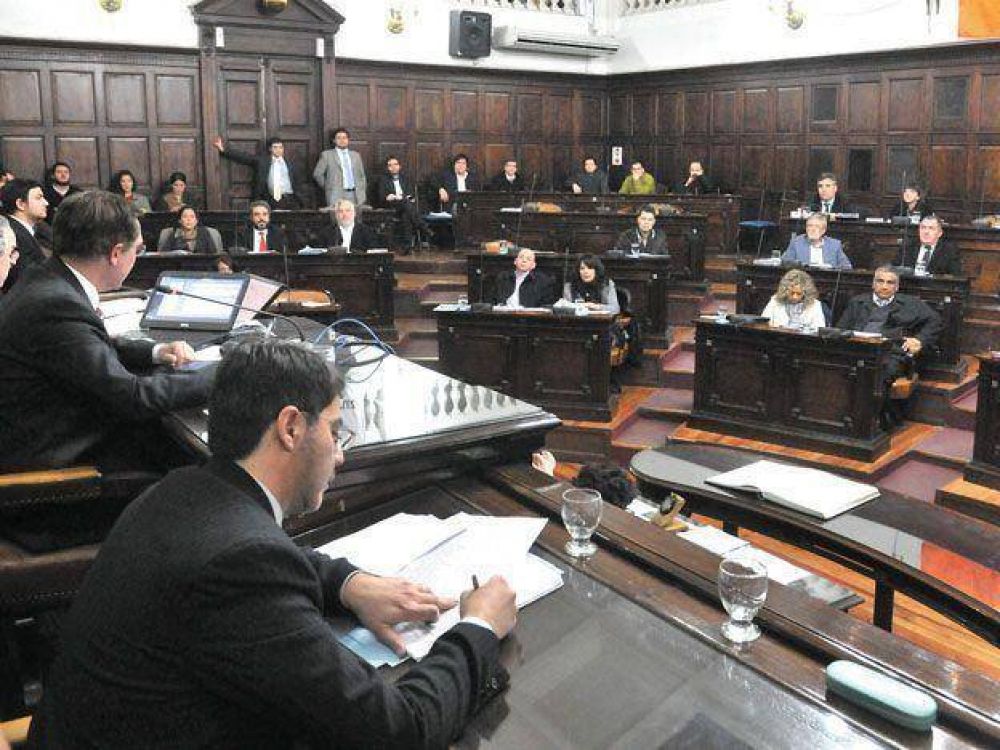 Las modificaciones al C�digo de Faltas duermen en el Senado