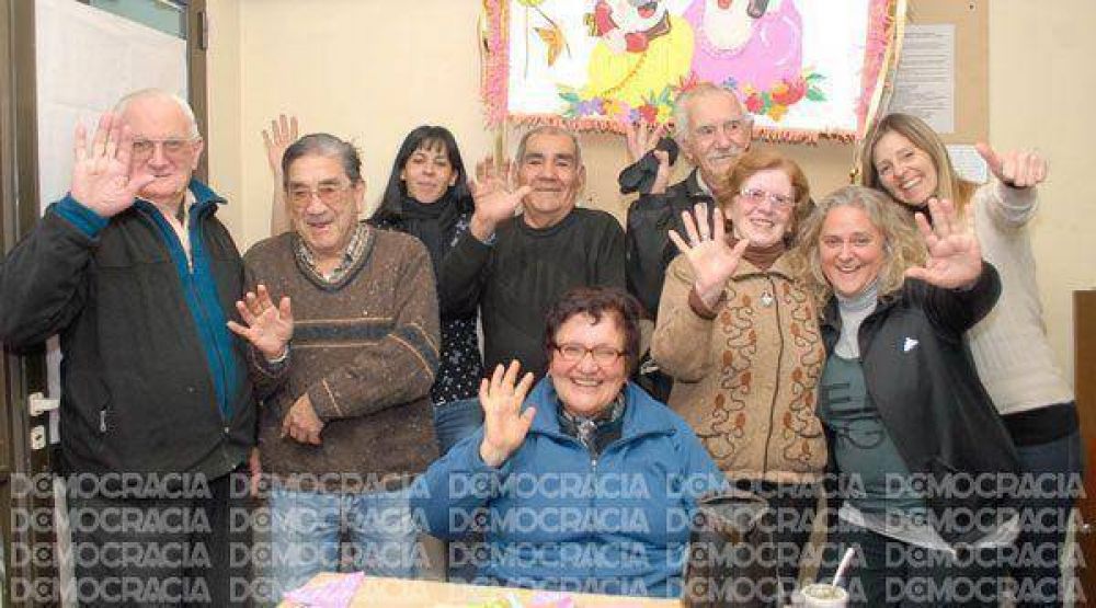 Abuelos juninenses que encontraron un espacio lleno de compa��a y contenci�n