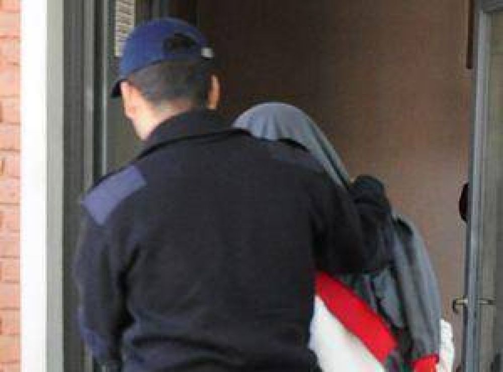 Arrebat� en un colectivo y lo atrapan cuando hu�a