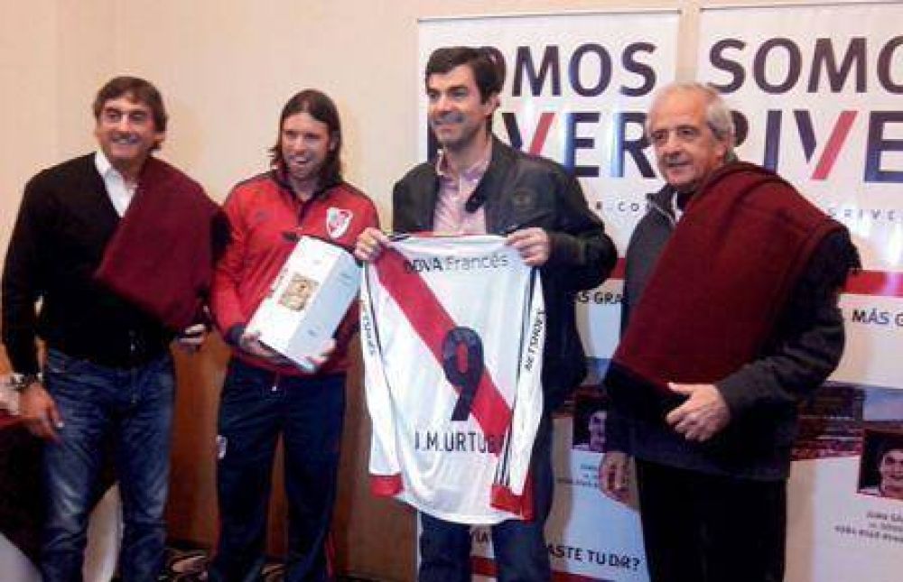Urtubey dio la bienvenida a la delegaci�n de River
