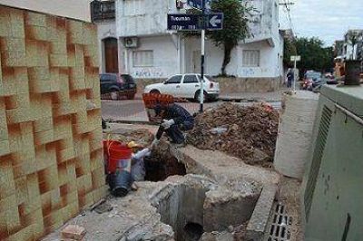 La Municipalidad de Corrientes reconstruye pluviales y veredas en el barrio Deportes