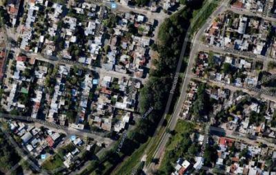 Dispararon desde los techos y asesinaron a un adolescente