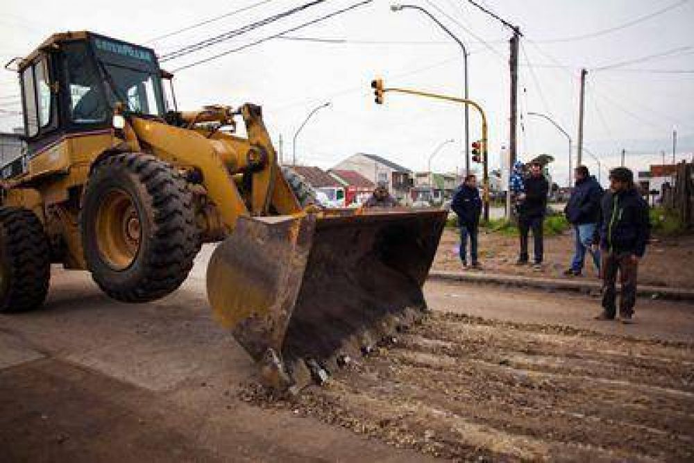 La Municipalidad inici� obras de pavimentaci�n en Jorge Newbery