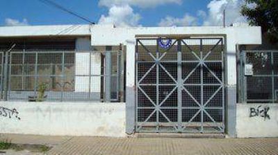 Robaron y destrozaron la Escuela N� 80 de Solano: no tienen agua ni gas