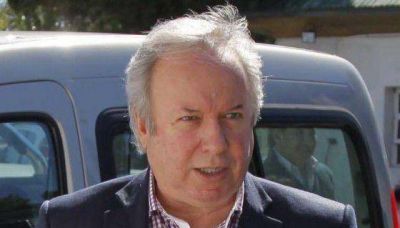 Peralta asegur� que si Argentina entra en default peligra la construcci�n de las represas