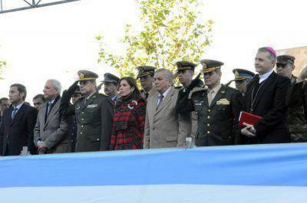 Gendarmera Nacional celebr su 76 Aniversario