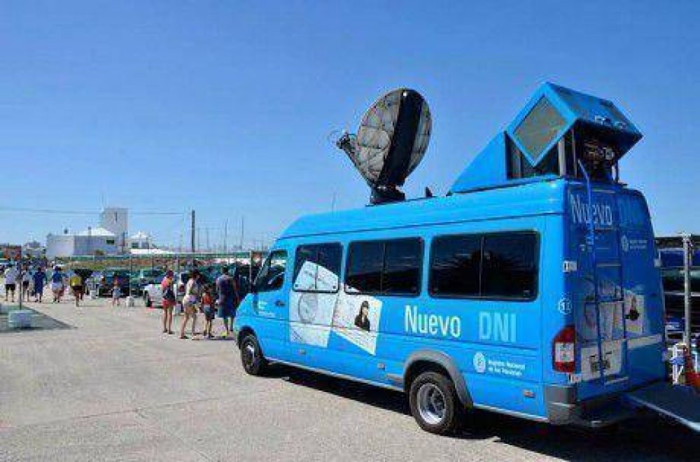 �El 10 % de Berutti tramit� nuevos documentos�, dijo Diego Fern�ndez