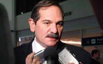 Ante la retracci�n econ�mica, Alperovich pidi� cuidar el empleo