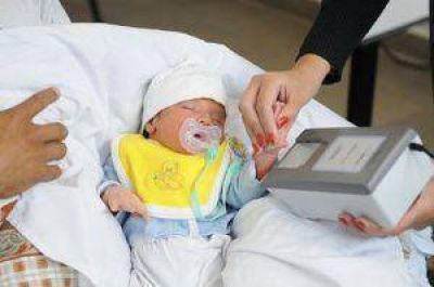 Reforzaron la atenci�n en la oficina del Registro Civil del Hospital Rawson para documentar a beb�s