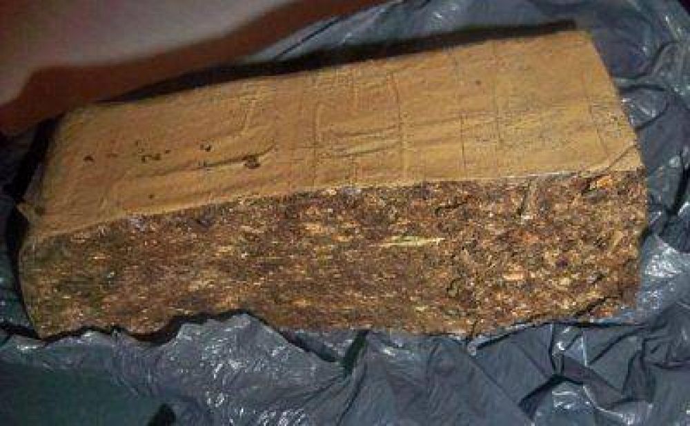 Castelli: Hallan a menor con m�s de un kilo de marihuana