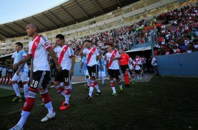 River y Col�n jugar�n en San Luis el 13 de agosto