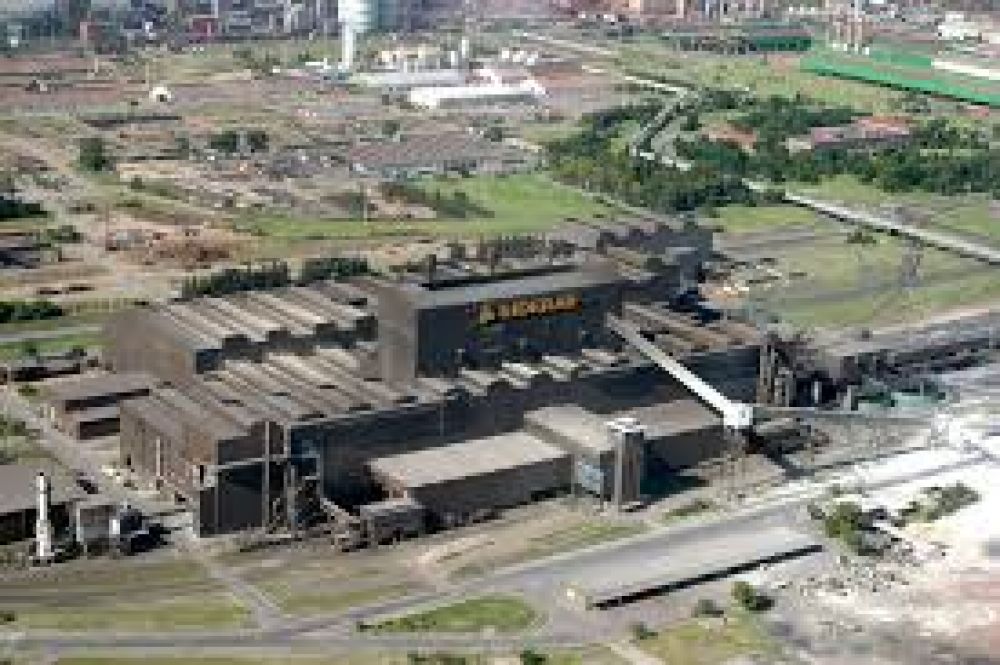Falleci un operario en la planta Ternium Siderar