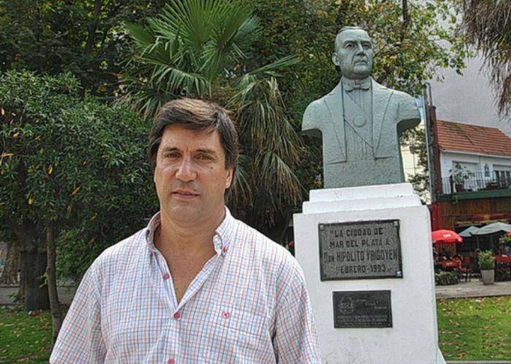 Mario Rodr�guez: �Era hora de que se enteraran que las escuelas se caen a pedazos