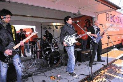 Se inaugura la pista de Skate y habr� RockeaBA en Lincoln