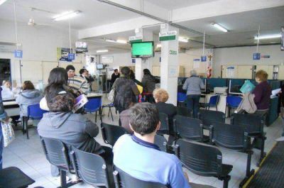 El Gerente de la UDAI del ANSES Santiago fue insultado por la gente