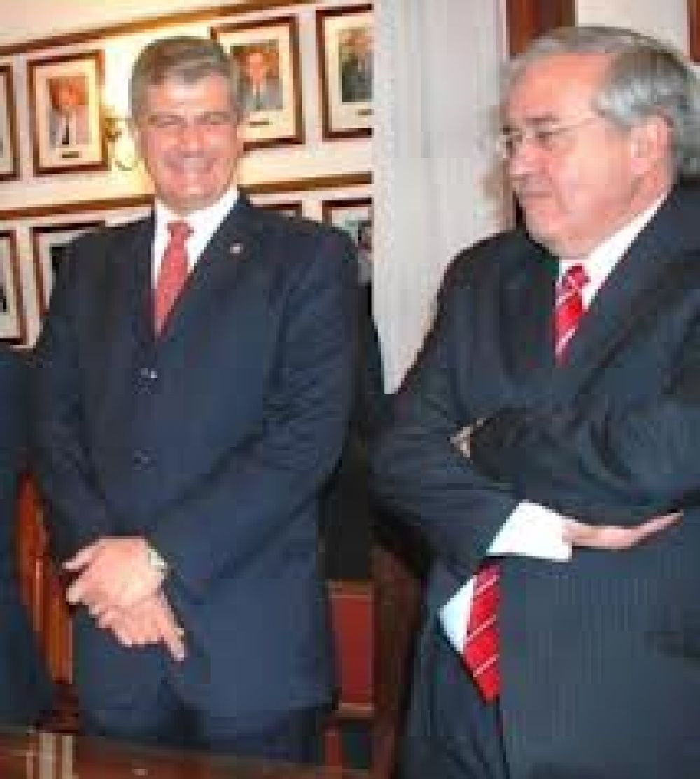 �Zottos sigue siendo candidato a vicegobernador� 