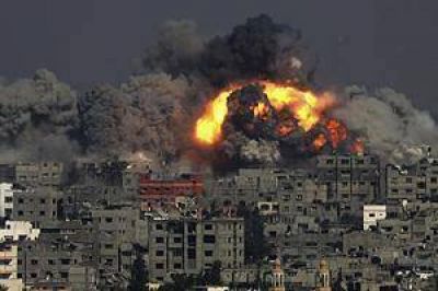 Israel lanz� su mayor bombardeo sobre Gaza: m�s de 100 muertos