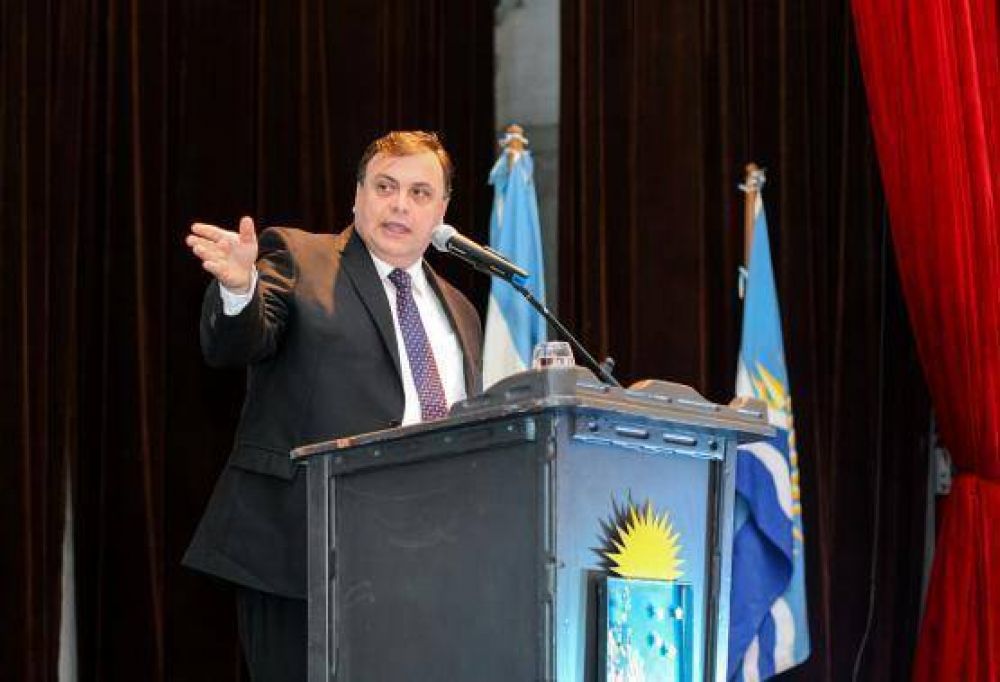 Belloni asegur� que �la obra de las represas est�n garantizadas�
