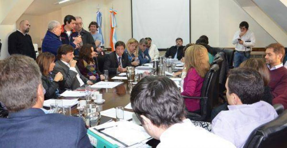 Araque asegur� que la Empresa de Energ�a �va a cambiar la matriz econ�mica de la provincia�