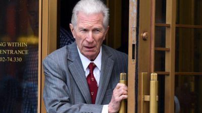 Reuni�n final entre la delegaci�n argentina y el mediador Daniel Pollack para evitar el default
