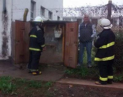 Bomberos acudieron a llamado de docentes por un escape de gas