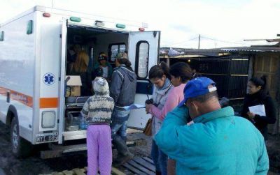 Pese a la lluvia, la asistecia sanitaria fue normal en los asentamientos de la ciudad