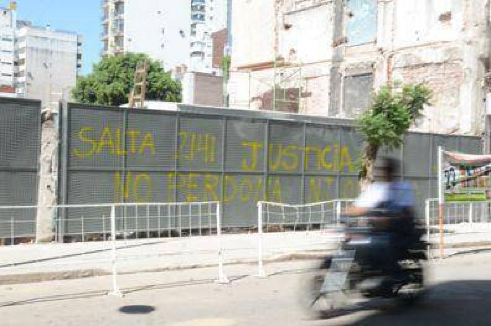 Por la propiedad del predio
