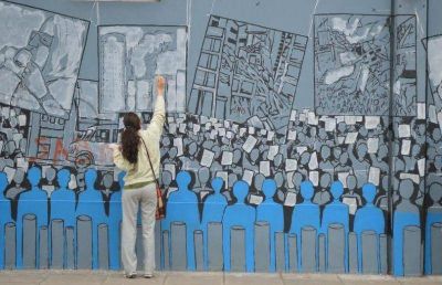 Con un mural, la Ciudad pide memoria, verdad y justicia por la AMIA