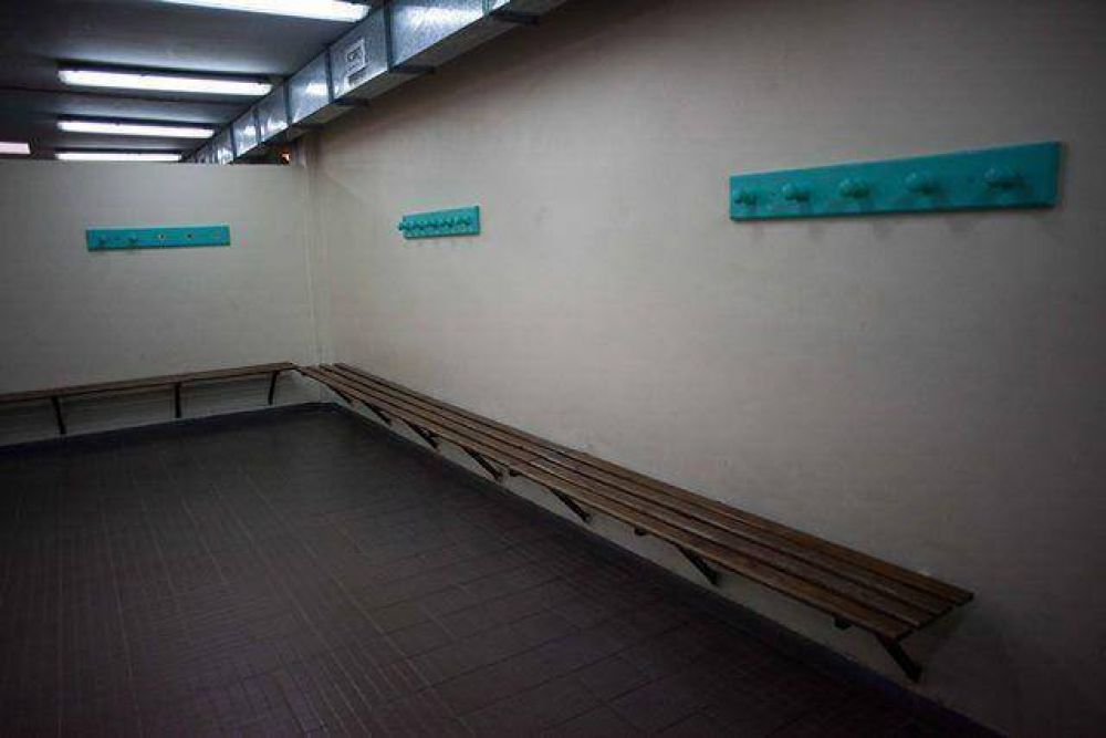 El Natatorio Municipal contar� con 44 duchas: �Mejorar es lo que estamos haciendo�, afirm� Taccone