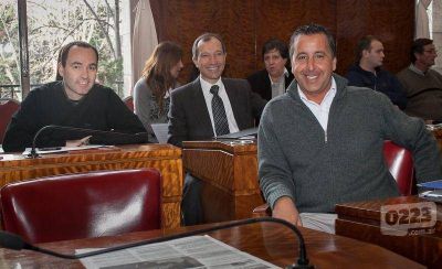 Fondos de Osse: el massismo deshoja la margarita