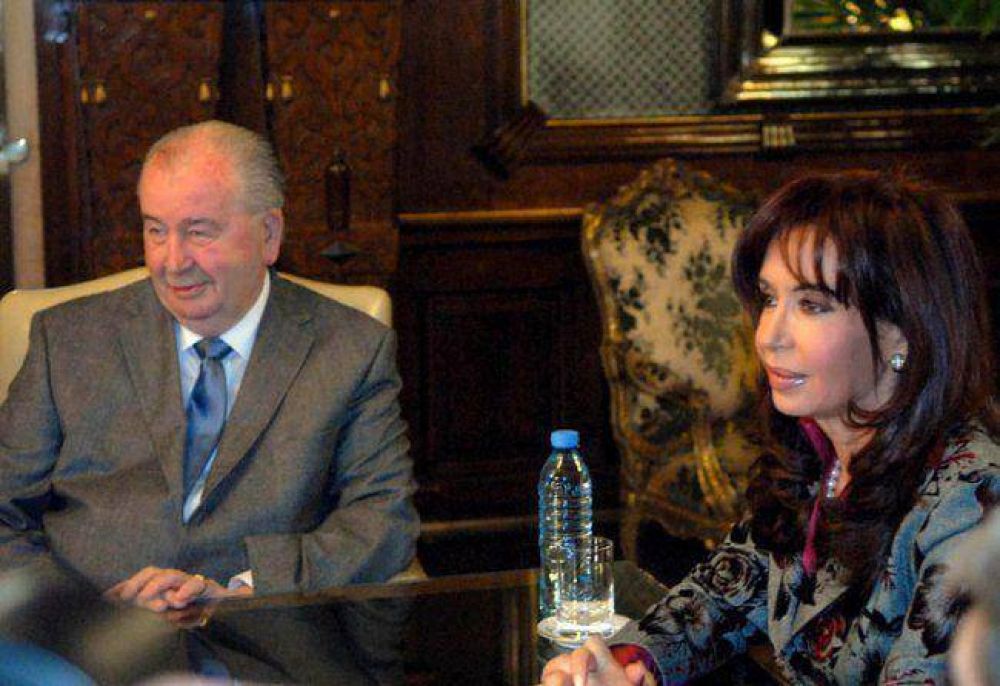 Grondona y los Kirchner: una relacin amistosa por los millones