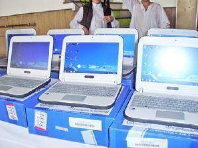 Entregar�n 310 netbook a estudiantes secundarios