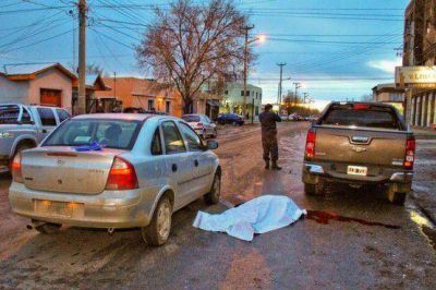Un hombre muri� al ser embestido por un veh�culo
