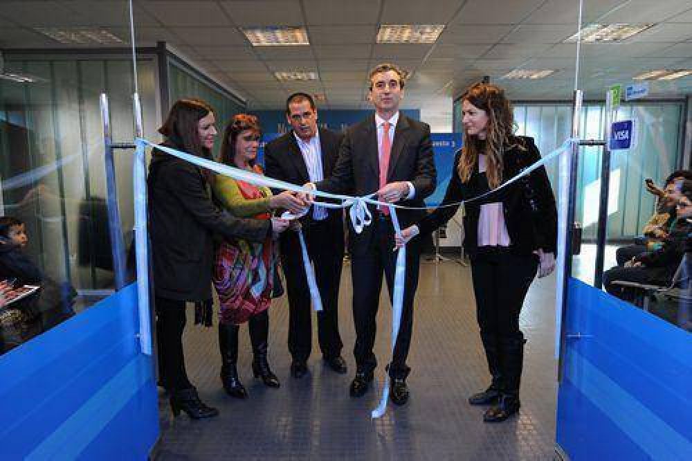 Randazzo inaugur� un Centro de Documentaci�n r�pida en San Isidro