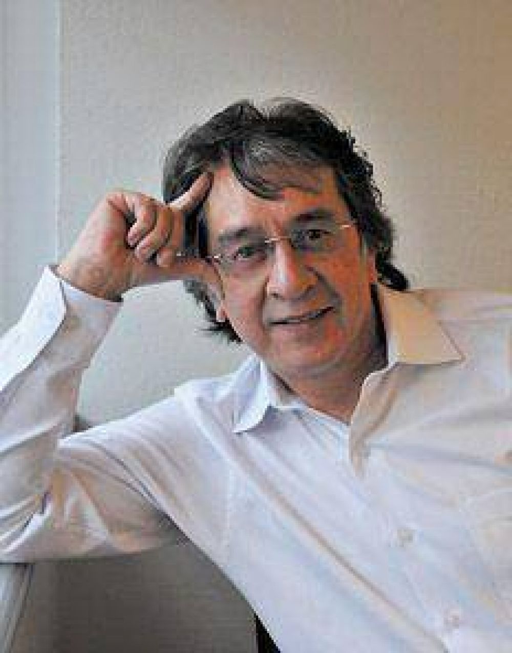 �Correa es un gran l�der, no un caudillo�