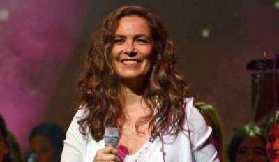 Soy lo que soy: la UCR promueve una distinci�n para la cantante Sandra Mihanovich
