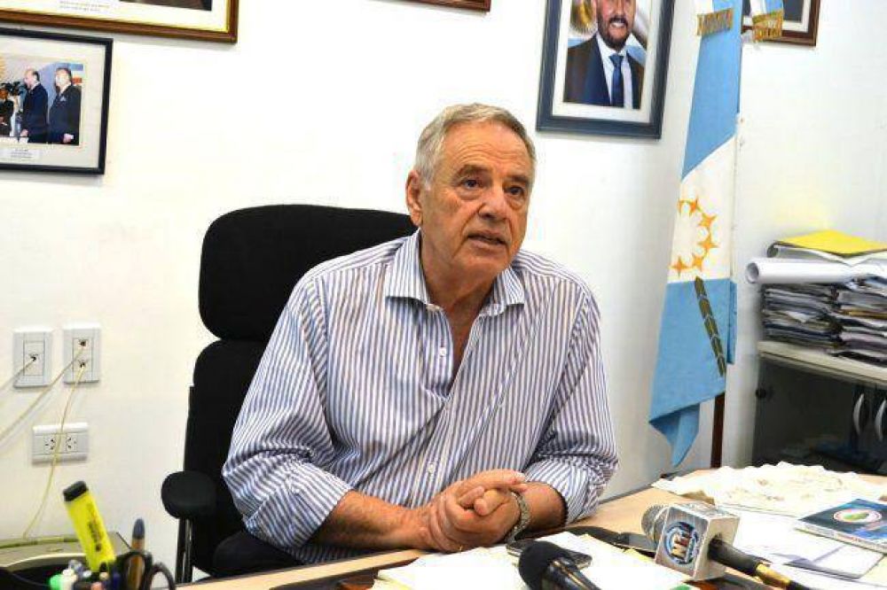Zorrilla aludi� a mejoras en indicadores educativos