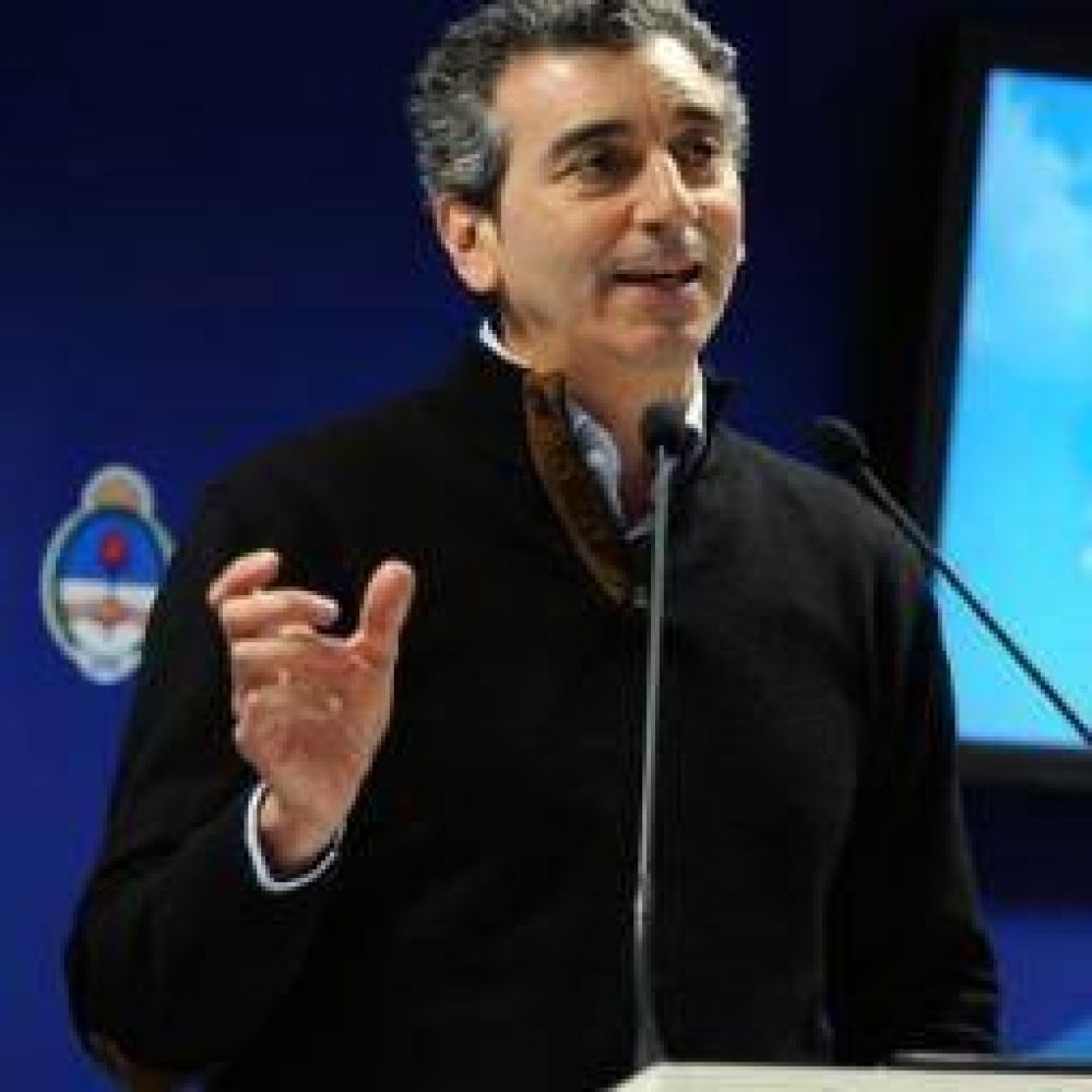 Florencio Randazzo pone en marcha los nuevos colectivos urbanos