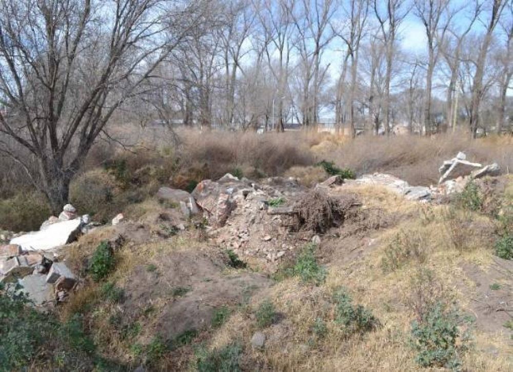 Villa Mercedes: erradicar�n un bald�o en el barrio Familia Unida