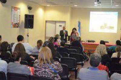 Capacitan equipo de salud sobre nueva Campa�a de Vacunaci�n Nacional