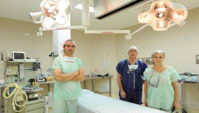 Ya funciona en el hospital C�rdoba una unidad de microcirug�a