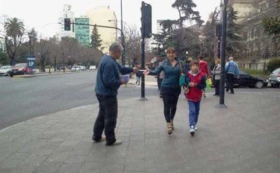 Taxistas buscan mejorar el tr�nsito con educaci�n vial