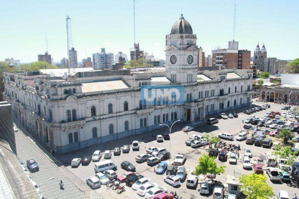 Este viernes inicia el pago de sueldos a estatales entrerrianos