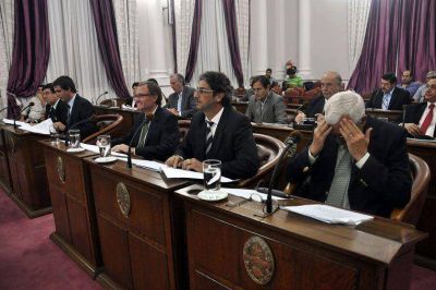 Trata el Senado aportar 304 millones a Enersa