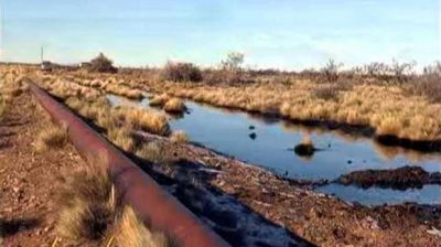 Denuncian sabotaje por derrame petrolero en yacimiento �El Huemul�