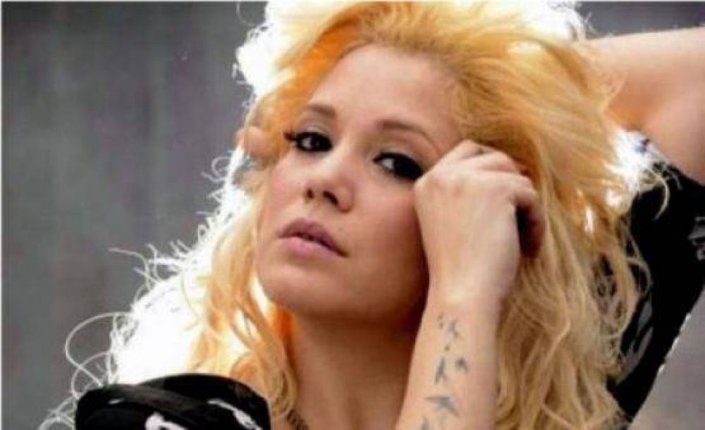�La rubia que conquist� Maradona es de Caleta Olivia