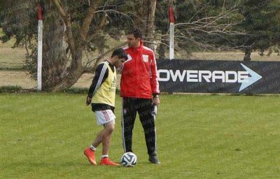 S�lo una pr�ctica y derecho a la cancha