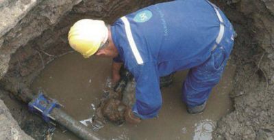 La SAT contin�a realizando trabajos de reparaci�n de redes de agua
