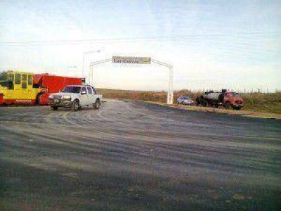 Las Cuevas: Comenz� la pavimentaci�n del acceso a la localidad